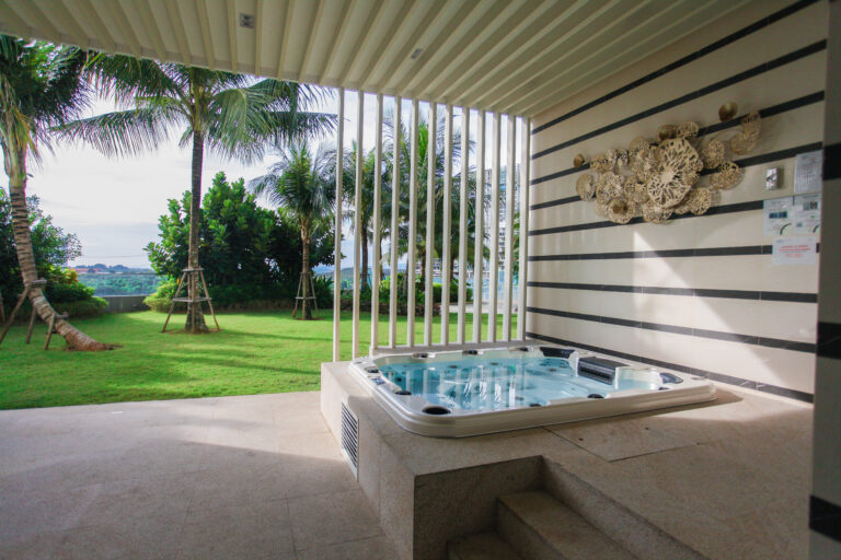jacuzzi