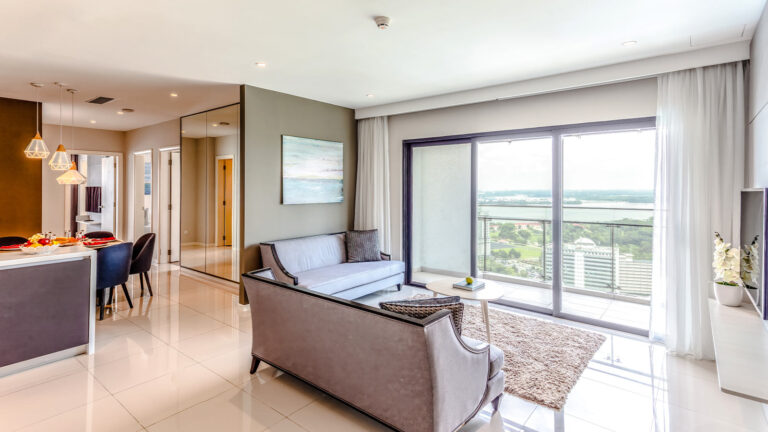 three-bedroom-suite_living-and-dining